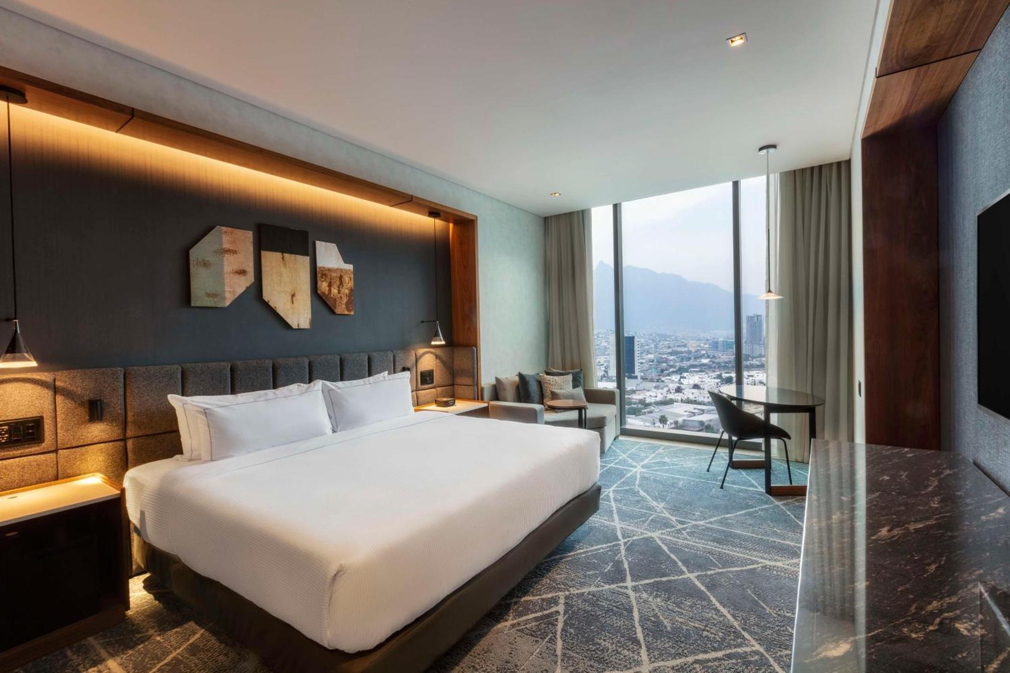 Hilton Monterrey Valle Ngoại thất bức ảnh