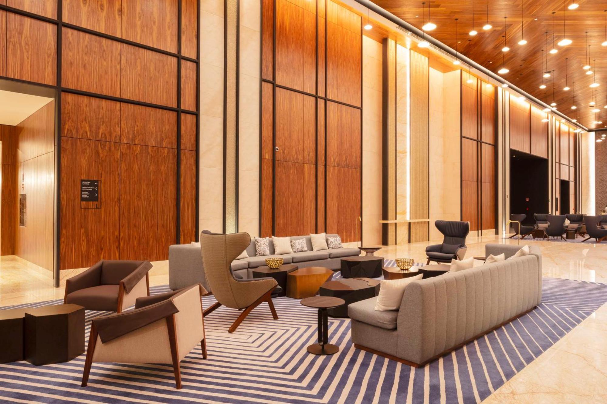 Hilton Monterrey Valle Ngoại thất bức ảnh