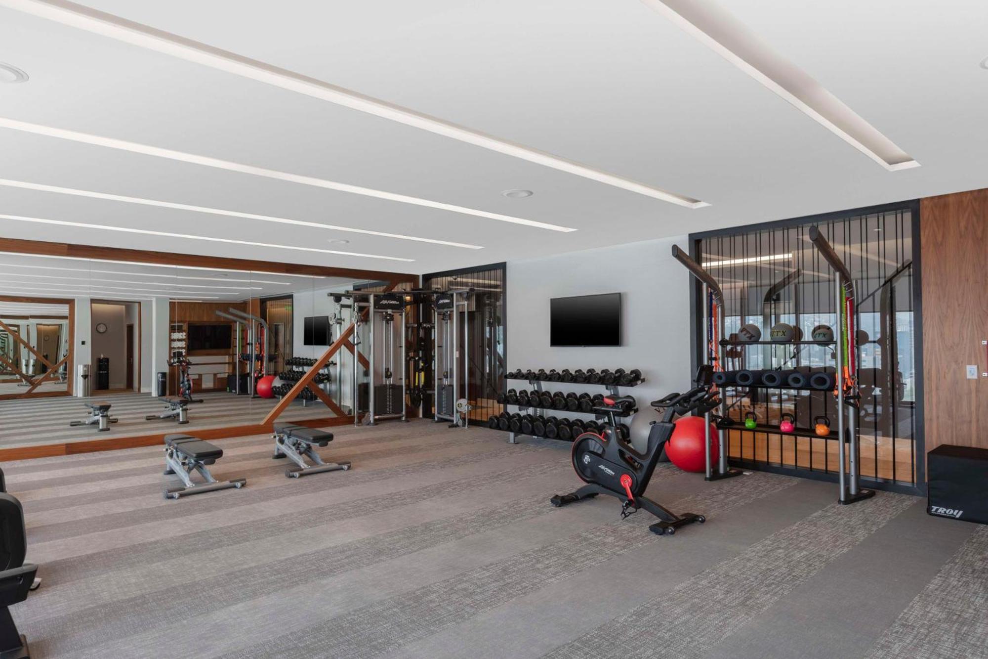 Hilton Monterrey Valle Ngoại thất bức ảnh